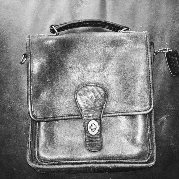 Coach mailman over the shoulder bag - Picture 2 of 3